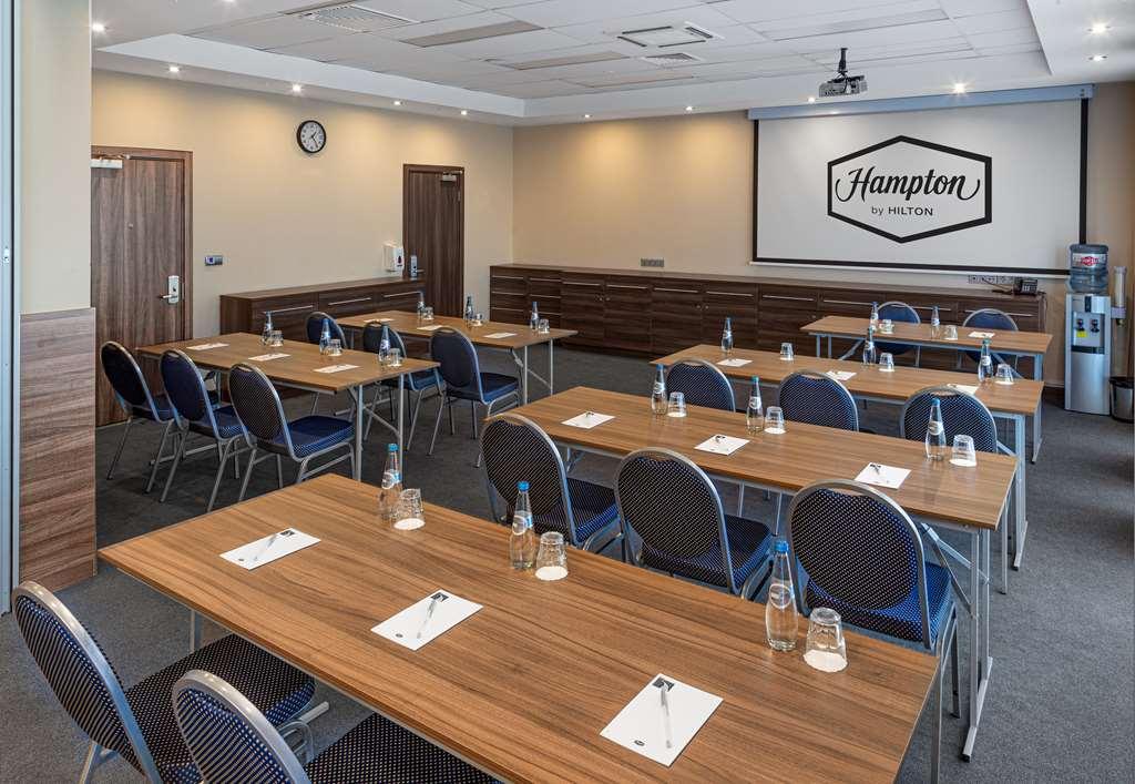 Hampton By Hilton Minsk City Centre Kemudahan gambar