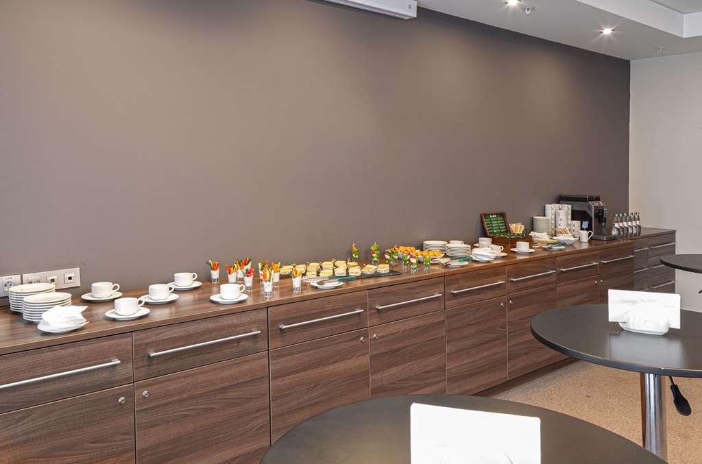 Hampton By Hilton Minsk City Centre Kemudahan gambar
