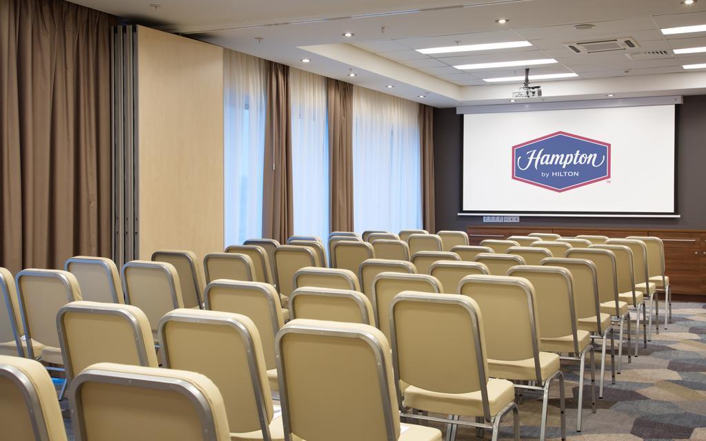 Hampton By Hilton Minsk City Centre Luaran gambar